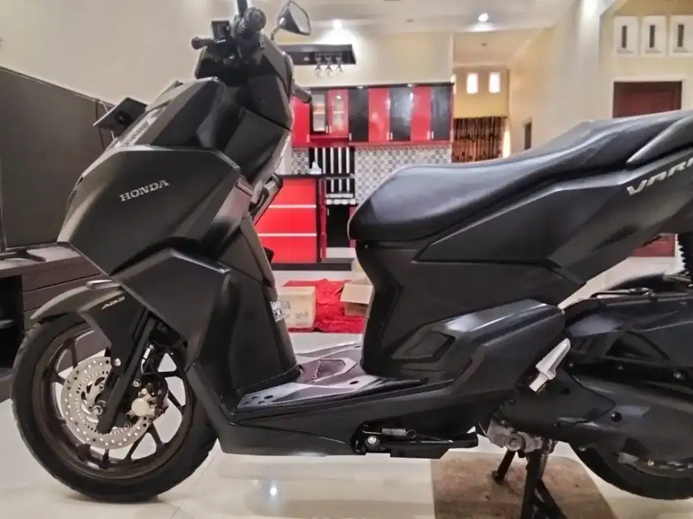 Vario 160 Abs Tahun 2023