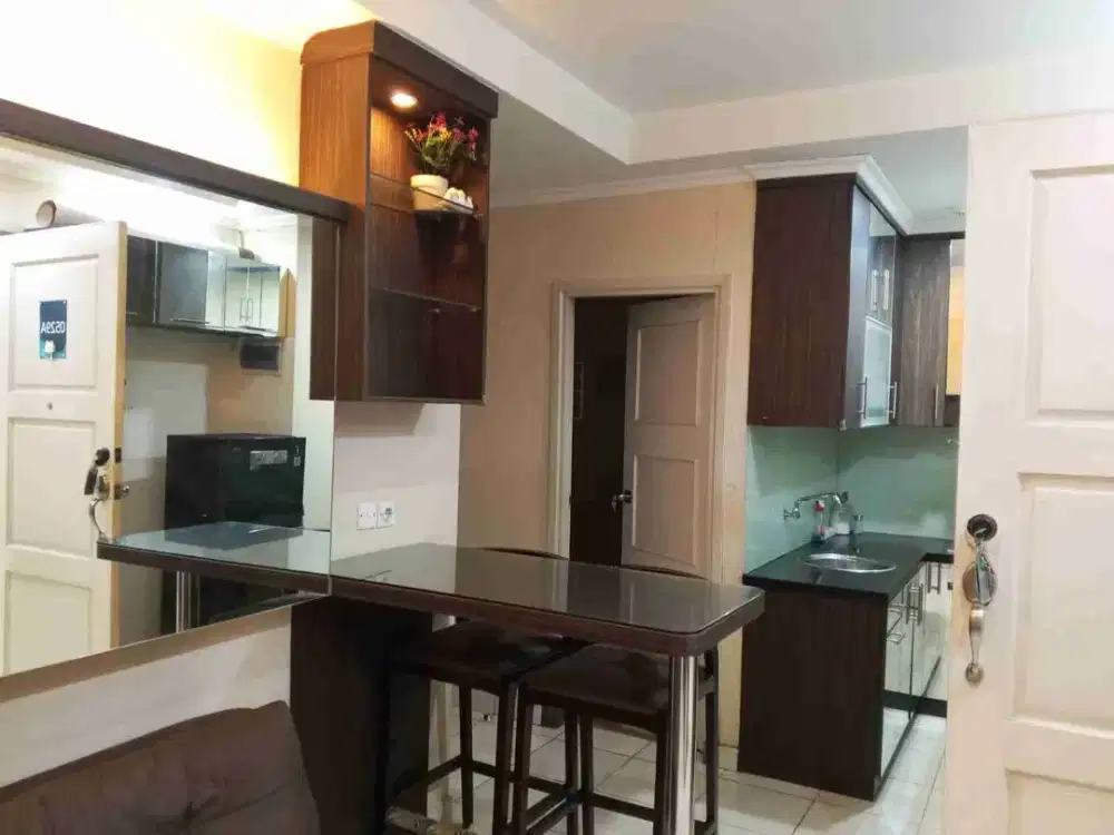 furnished Lantai Rendah view timur