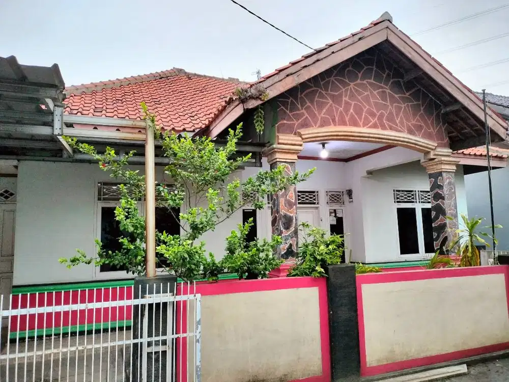 Jual rumah siap huni SHM