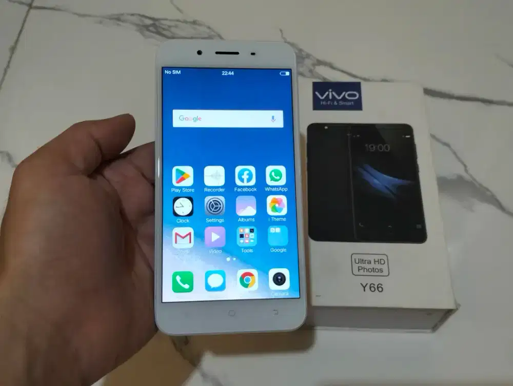 BUTUH UANG VIVO Y66 RAM 4GB / 64GB 4G LTE Duos 5,5in Mulus batre Awet