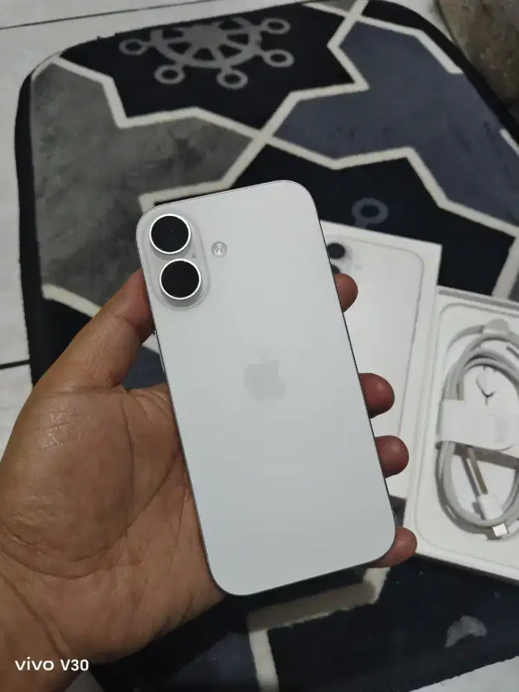 iPhone 17 256GB iBox