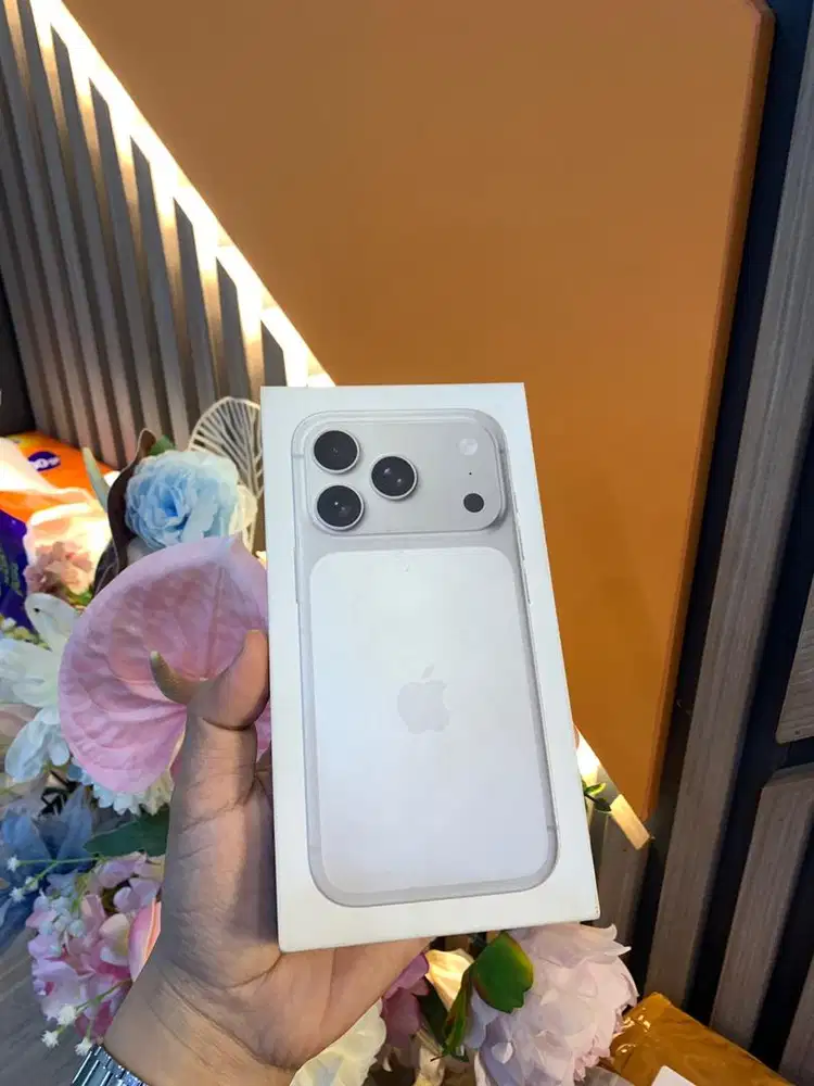 Iphone 17 pro silver 256