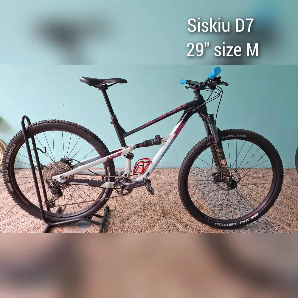 DIJUAL. Polygon Siskiu D7.