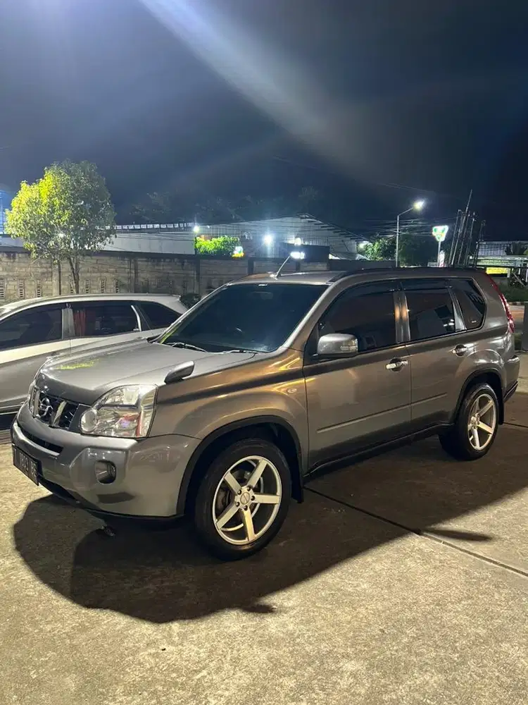 Nissan X-Trail 2011 Bensin