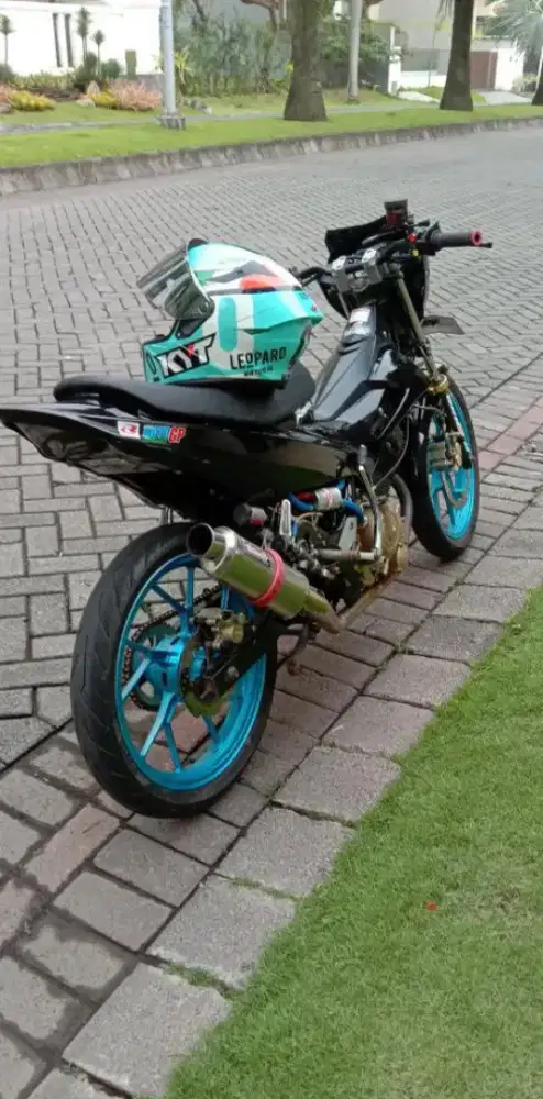 Jual kenalpot lone rider original full set.