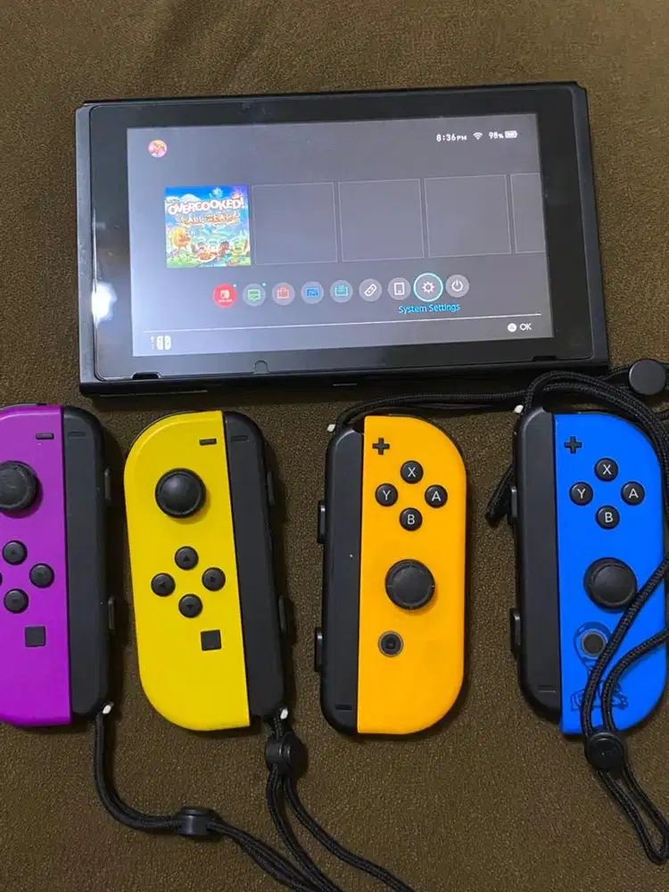 Nintendo Switch V2 OFW OLED 32GB.