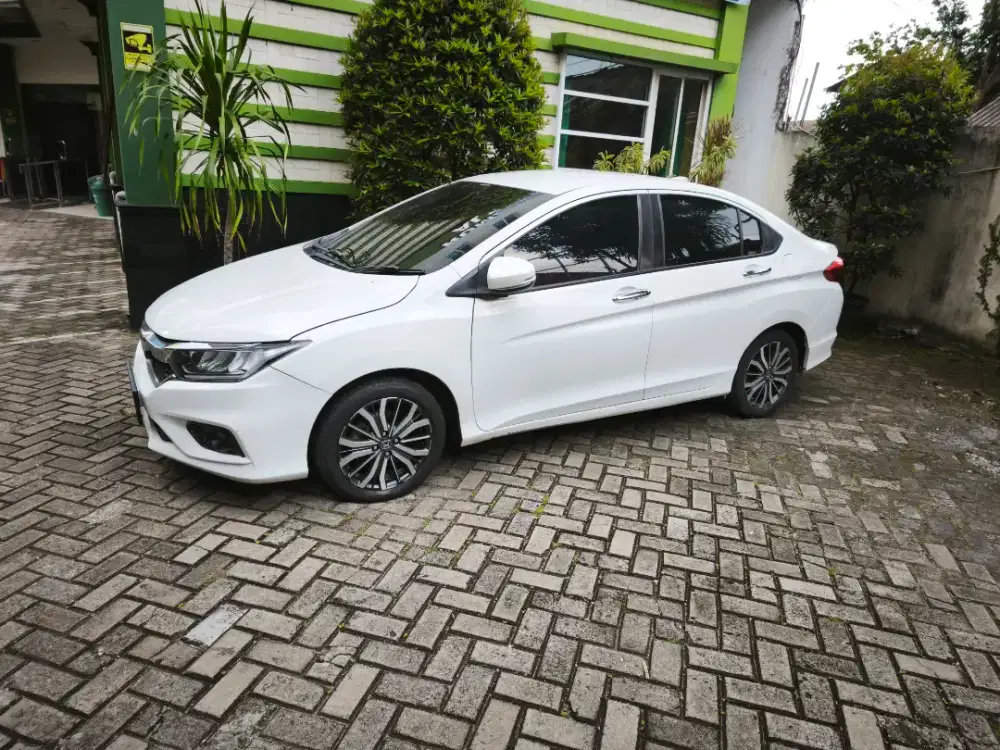 HONDA CITY RS , bisa tuker tambah