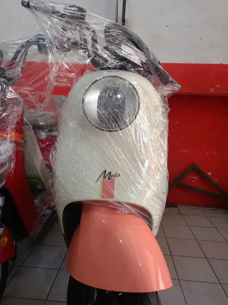 SEPEDA LISTRIK MODA 2 WARNA PEACH/CREAM CASH/CICILAN TANPA KTP