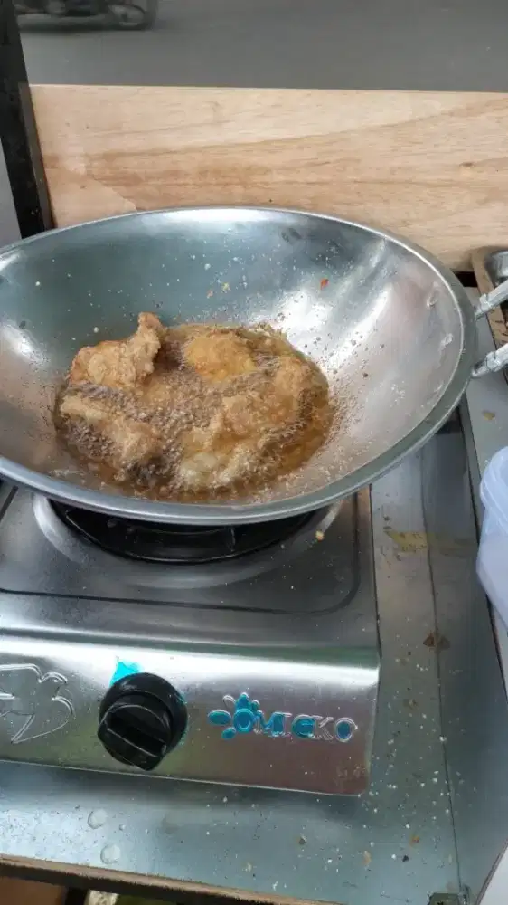 LOWONGAN UNTUK JAGA STAND