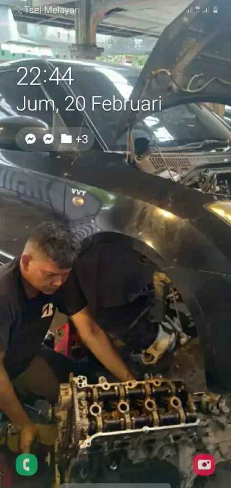 Mekanik mobil panggilan