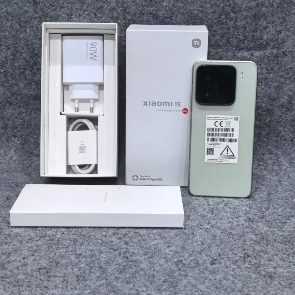 Xiaomi 15 12/256gb garansi on 2027