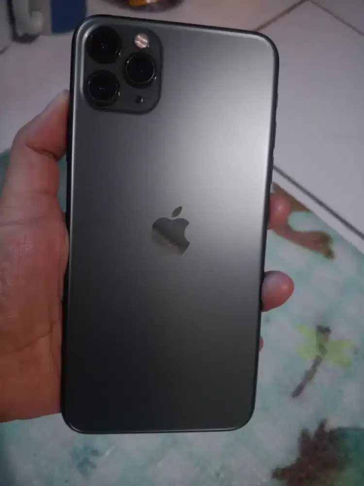 iPhone 11 pro max 64gb