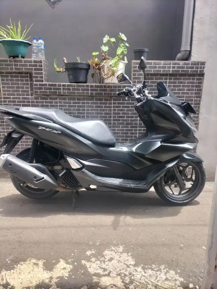 Honda PCX 160cc tahun 2022 mulus orsinil