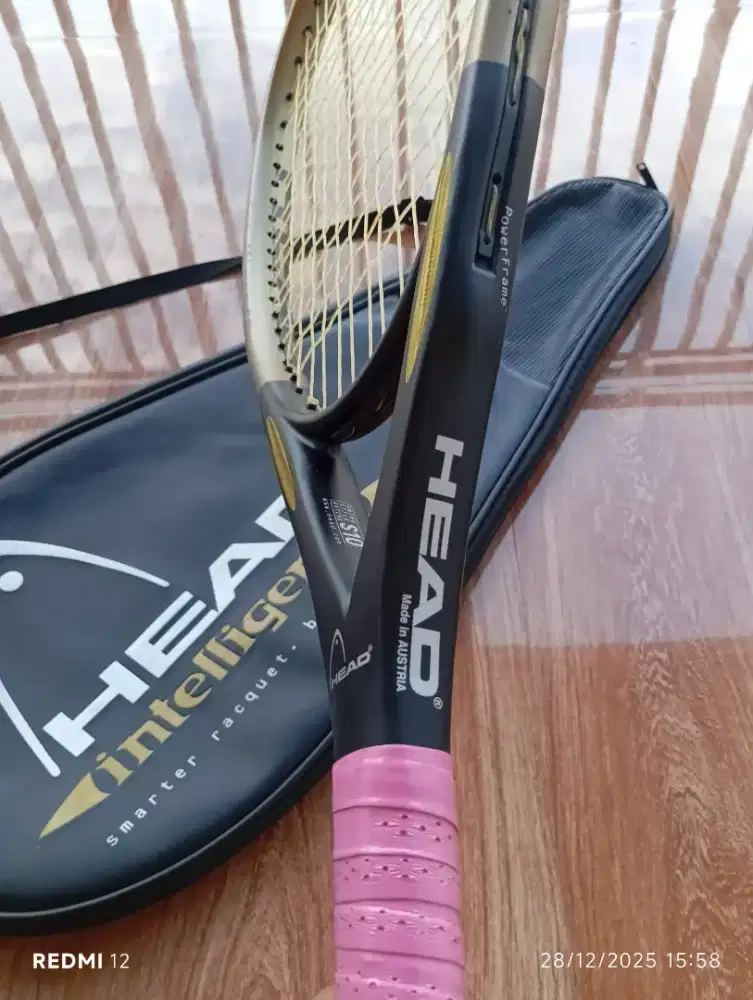 Raket tenis Head