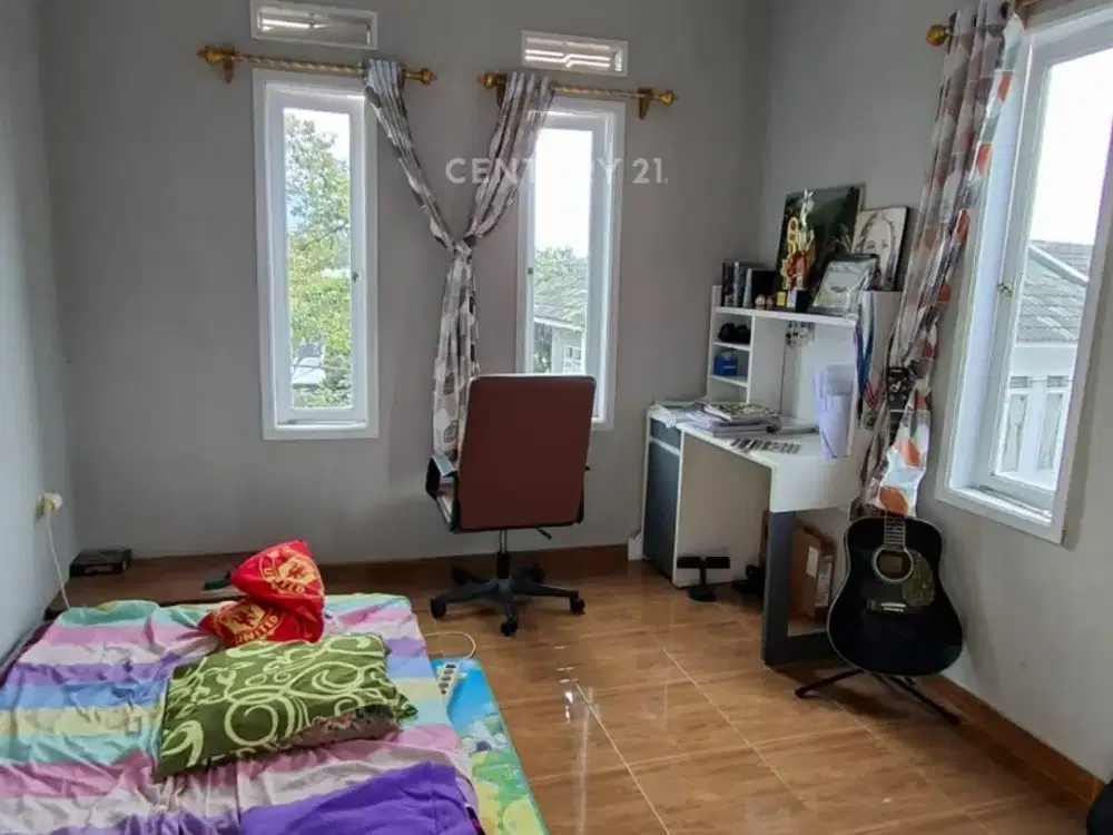 Rumah 2 Lantai Asri Di Cikutra Cimenyan Cibeunying Jual Cepat