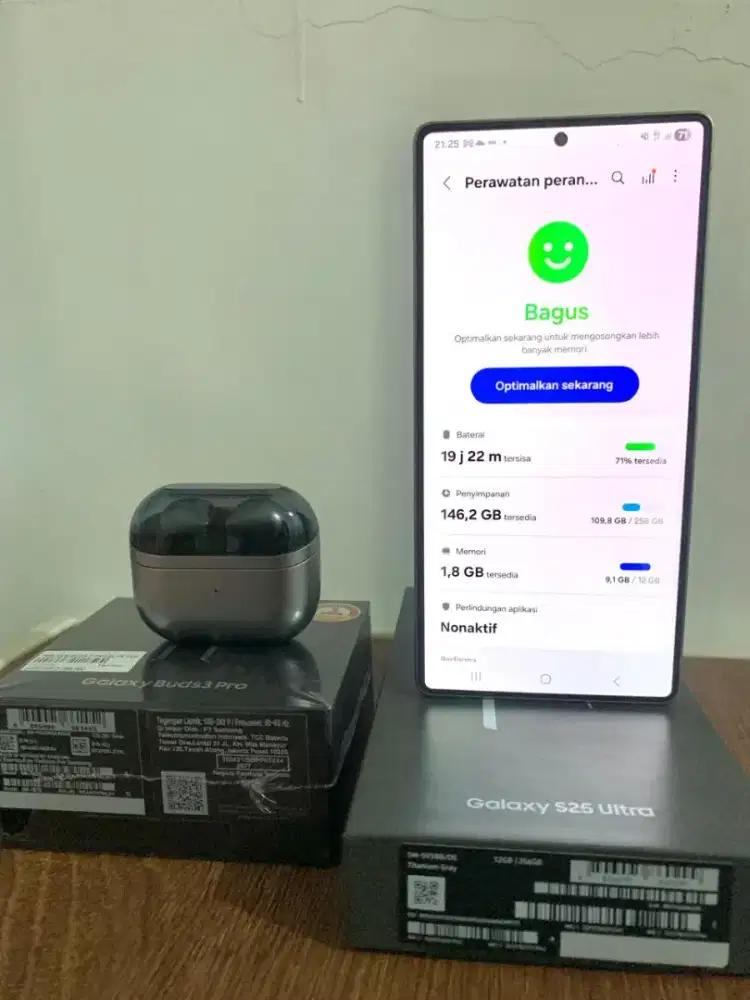 Samsung S25 Ultra 256gb + Galaxy Buds 3 Pro