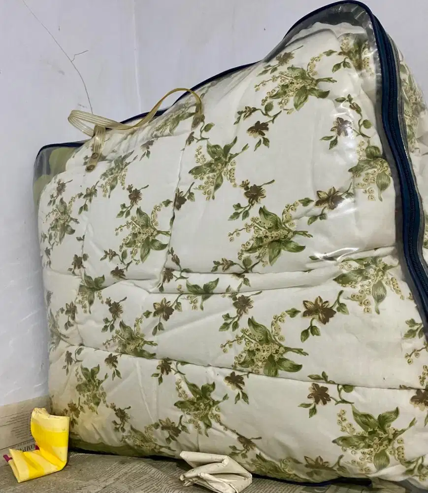 Bed cover hijau bunga