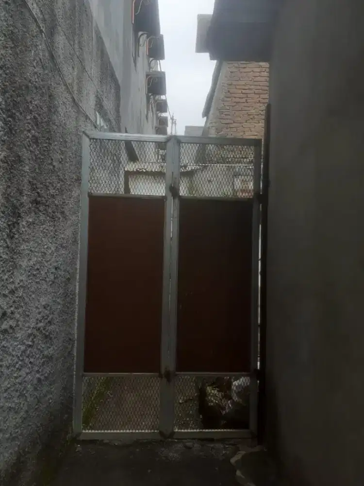 Kost 1/2 jadi di braga