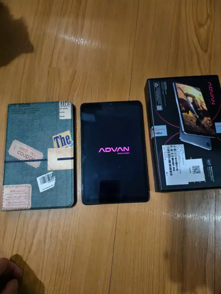 Tablet Advan v8