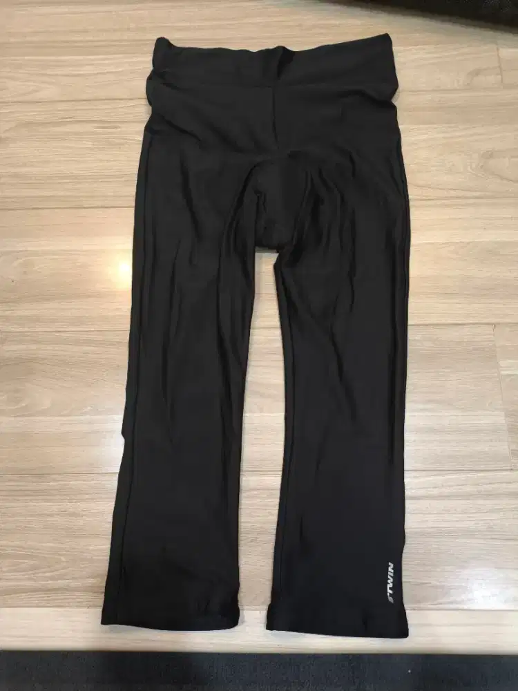 CELANA PADDING SEPEDA DECATHLON B TWIN ORIGINAL PRELOVED