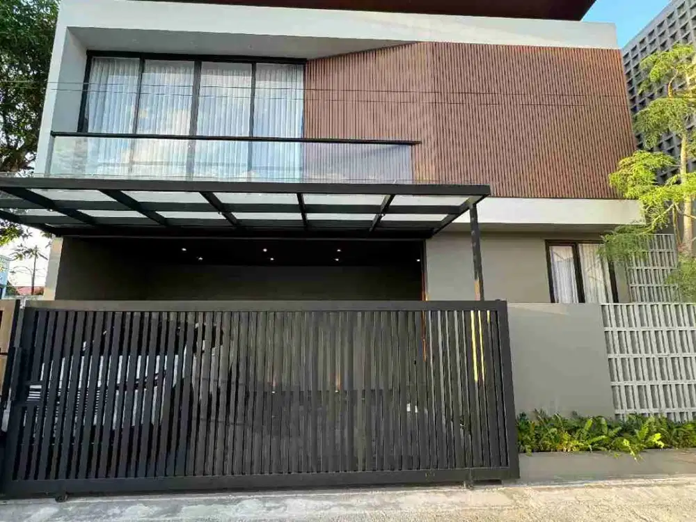 Rumah Kontemporer Di Maguwoharjo