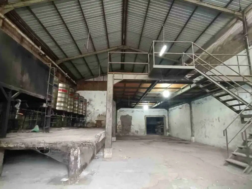 Di jual gudang , Cimone Tangerang, dekat ex mall shinta