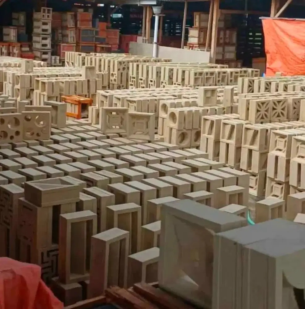 Roster minimalis, dinding loster