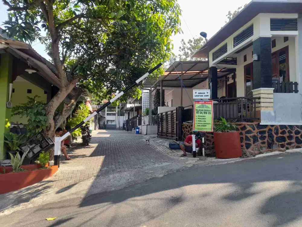 JUAL CEPAT RUMAH GRAFIKA BANYUMANIK SEMARANG. PERUMAHAN CLUSTER DI BANYUMANIK, BEBAS BANJIR
