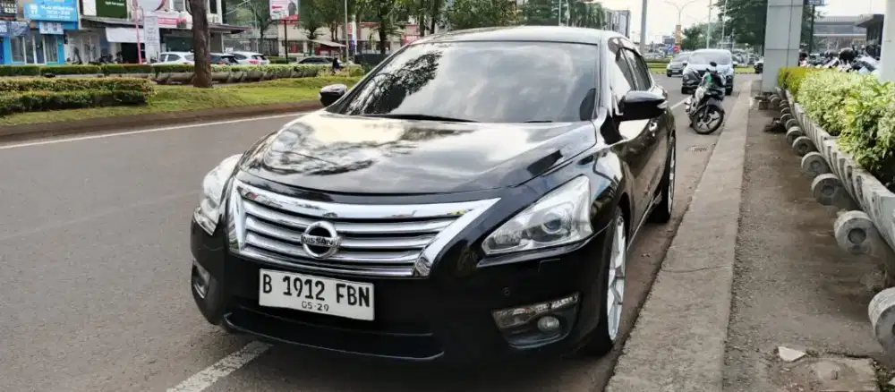 Nissan teana 2015