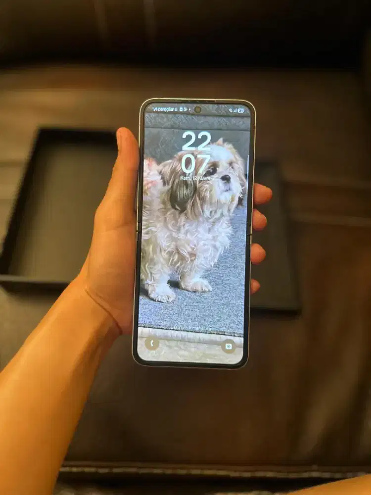 Di jual samsung flip 6 mulus garansi samsung care+ sampe july 2026