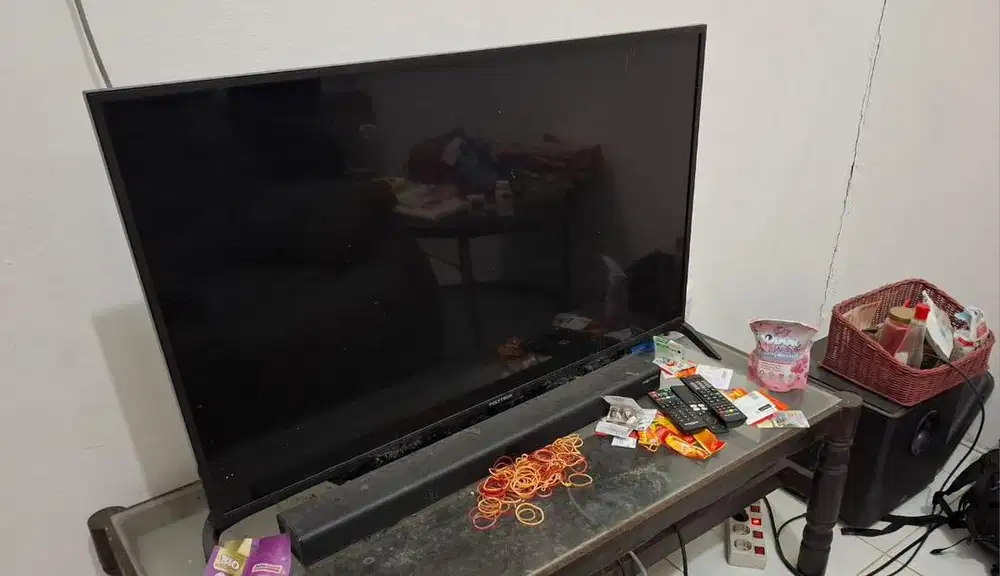 TV merk politron 43 inci besar