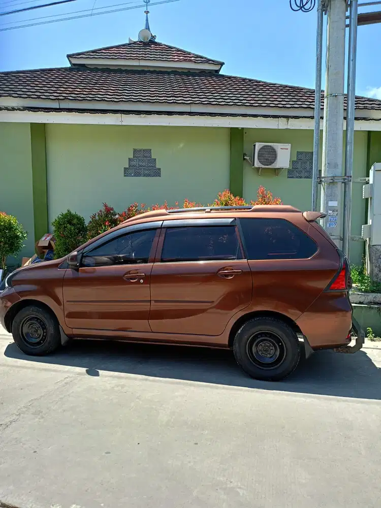 Daihatsu Xenia 2017 Bensin