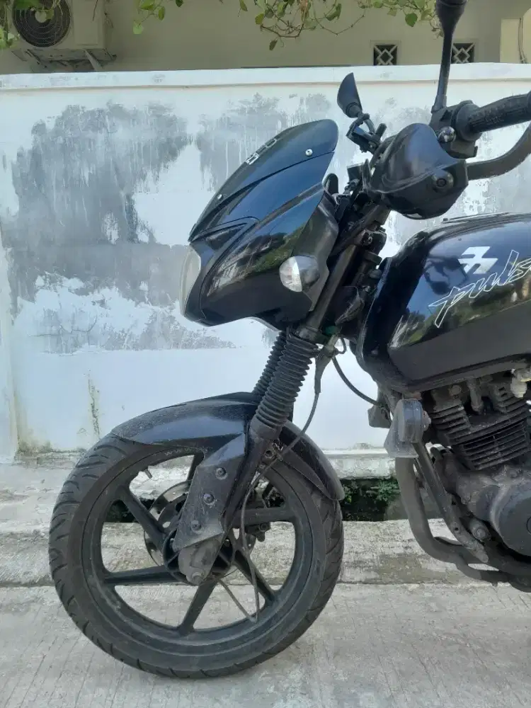 Bajaj Pulsar 180