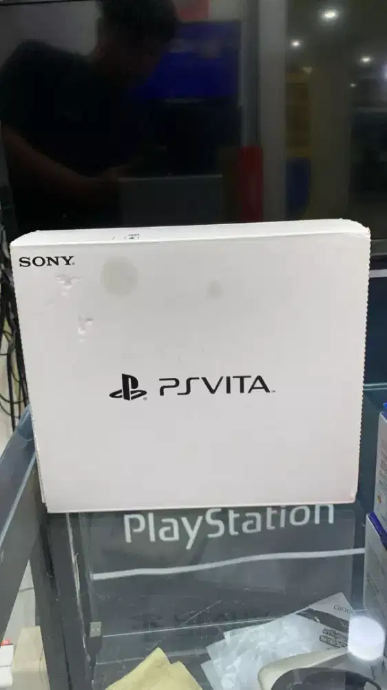 Ps vita slim  32 gb full game