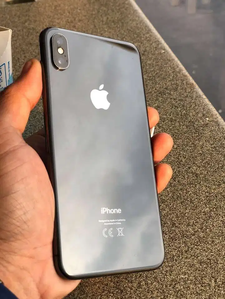 IPHONE XS MAX 256GB