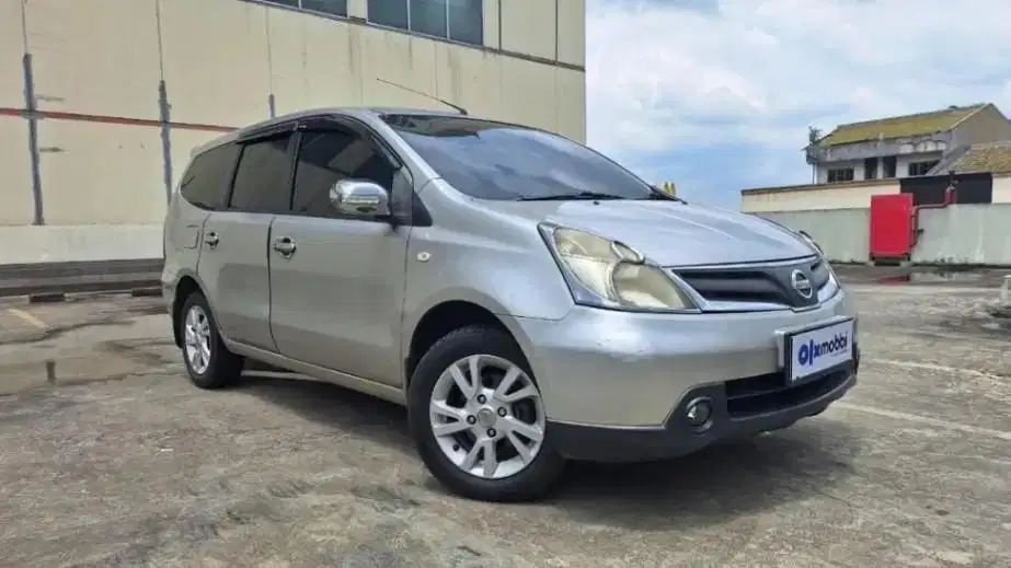 TERMURAH Nissan Grand livina 1.5 SV Bensin-MT 2012 POF B