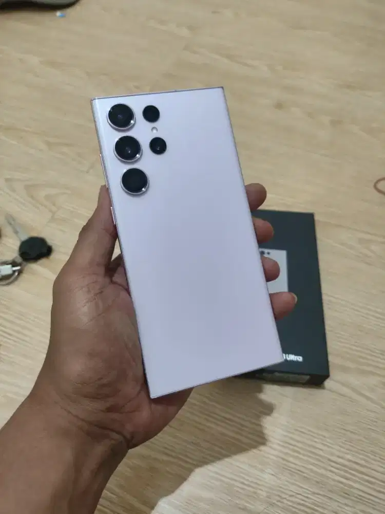 SAMSUNG S23 ULTRA 5G RAM 12/512GB SUPER LIKE NEW

MULUSS
SUPER LIKENEW