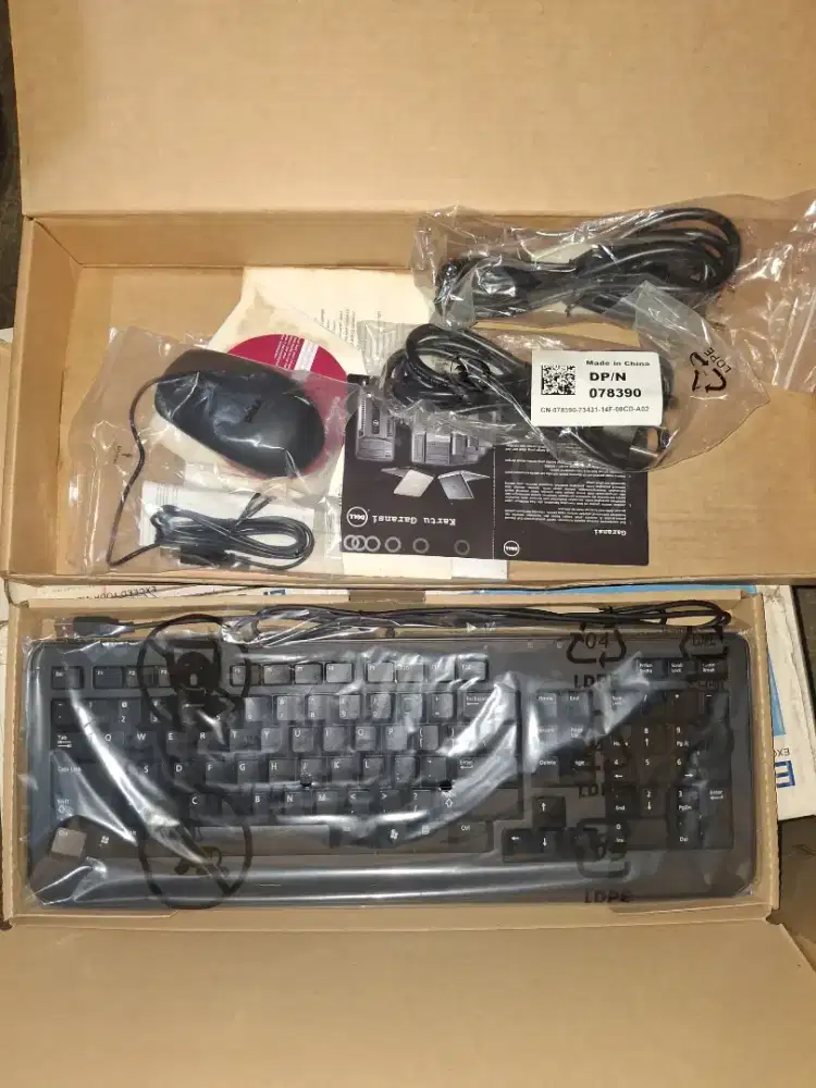 1 Set Keyboard dan Mouse