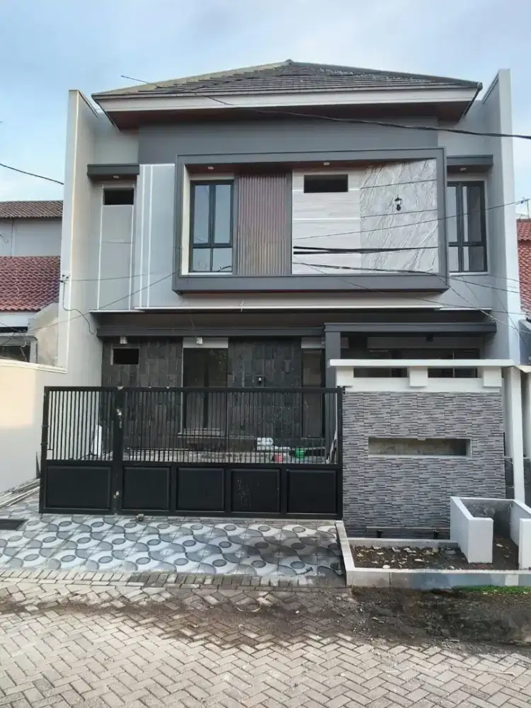 Dijual Rumah Baru Gress Manyar Jaya