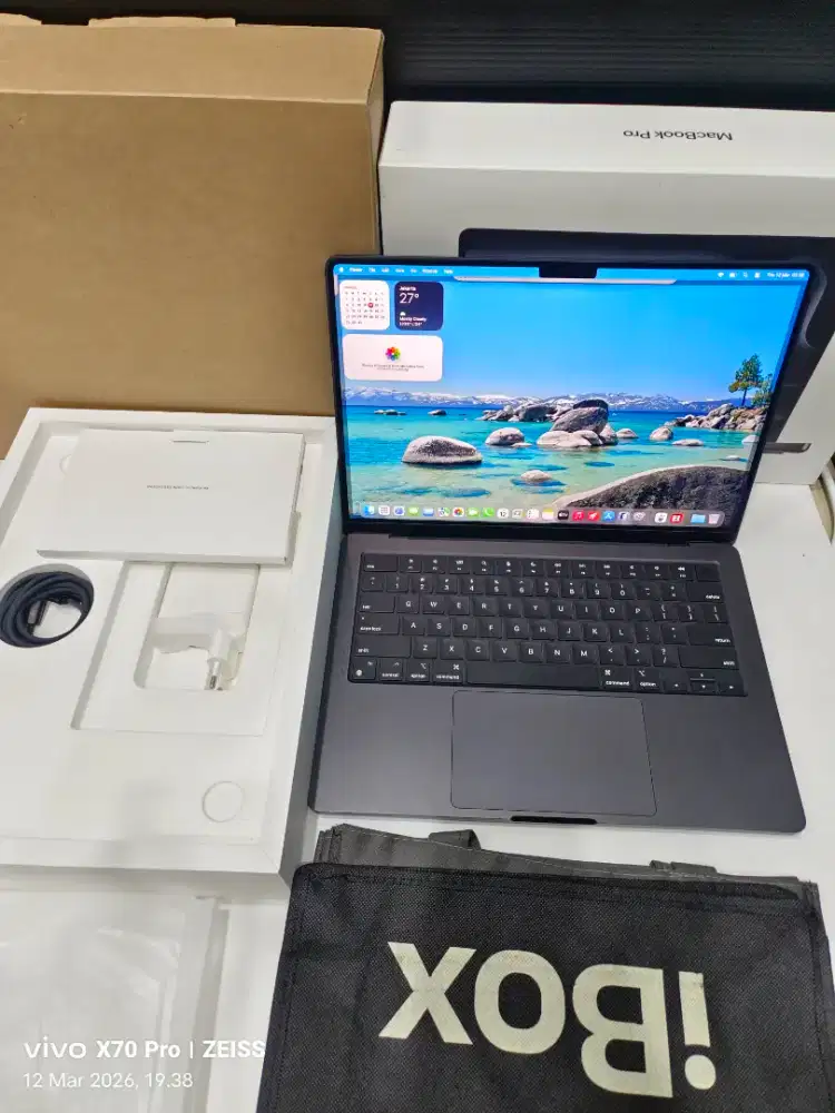 Macbook Pro M4 16/512gb 14-iNch Bnob buka segel aja resmi iBox