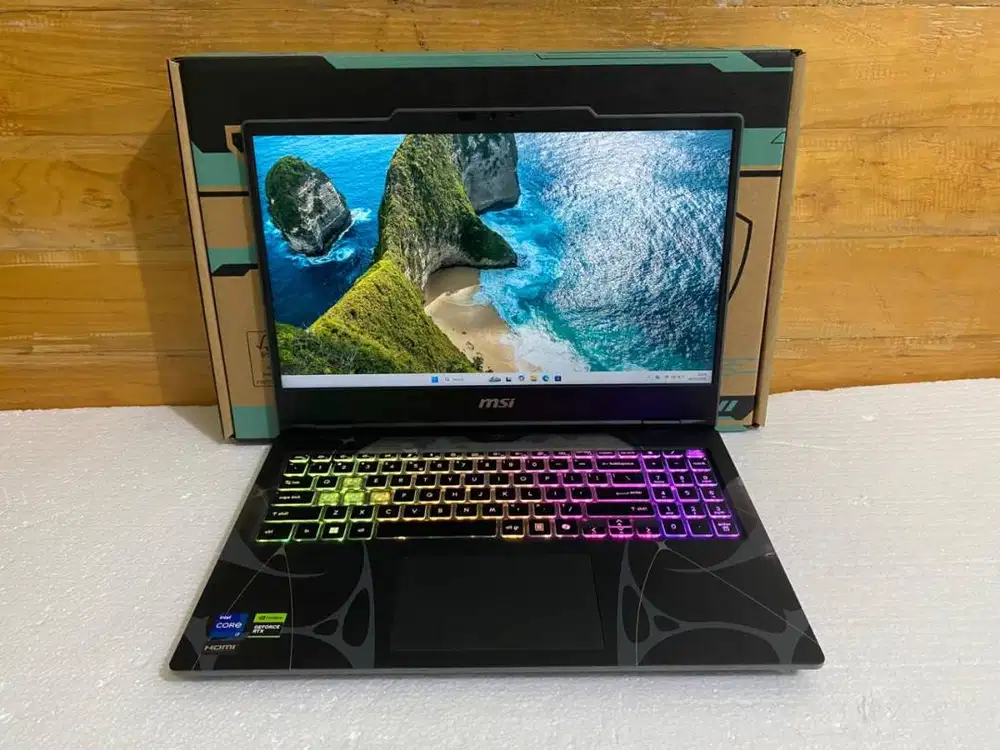 MSI Cyborg 15 B13W | i7 13620H | RAM 16GB SSD 512GB | RTX 5050 8GB |