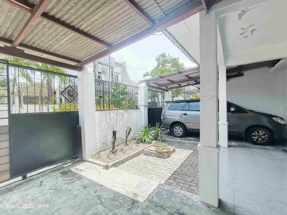 Jual Rumah Klampis Semolo Tengah Hadap Utara Dekat Merr