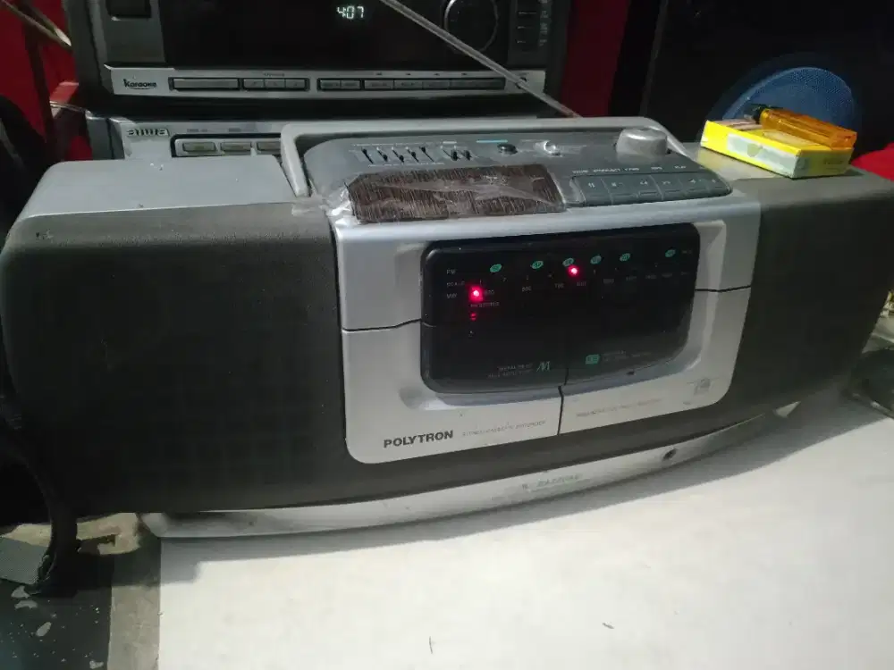 Radio polytron & heksos merek maspion