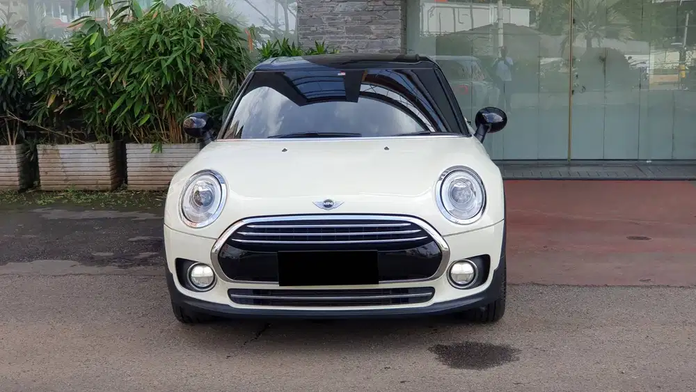 Mini Cooper MiniCooper Clubman 1.5 Turbo 5 Door Putih 2016 Low KM