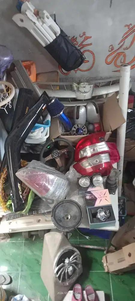 Abrakan variasi dan part mobil