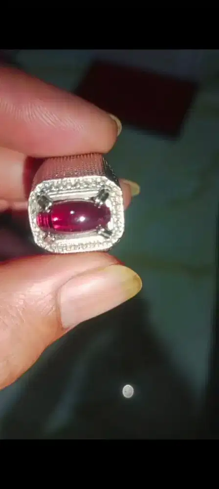 Red Garnet cat eye