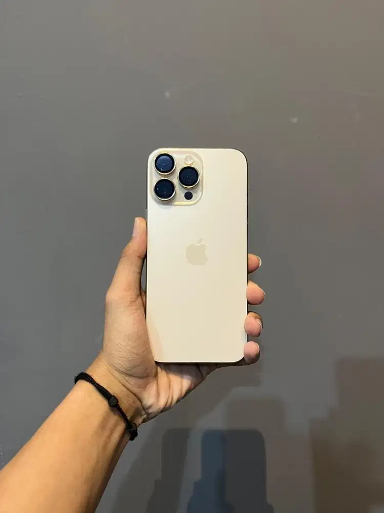 IPHONE 16 PRO MAX 256 DESERT TITANIUM