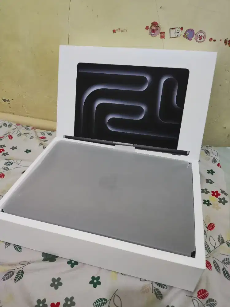 Apple MacBook Pro M4 14 inch 16/512GB Second iBox Mulus Like New