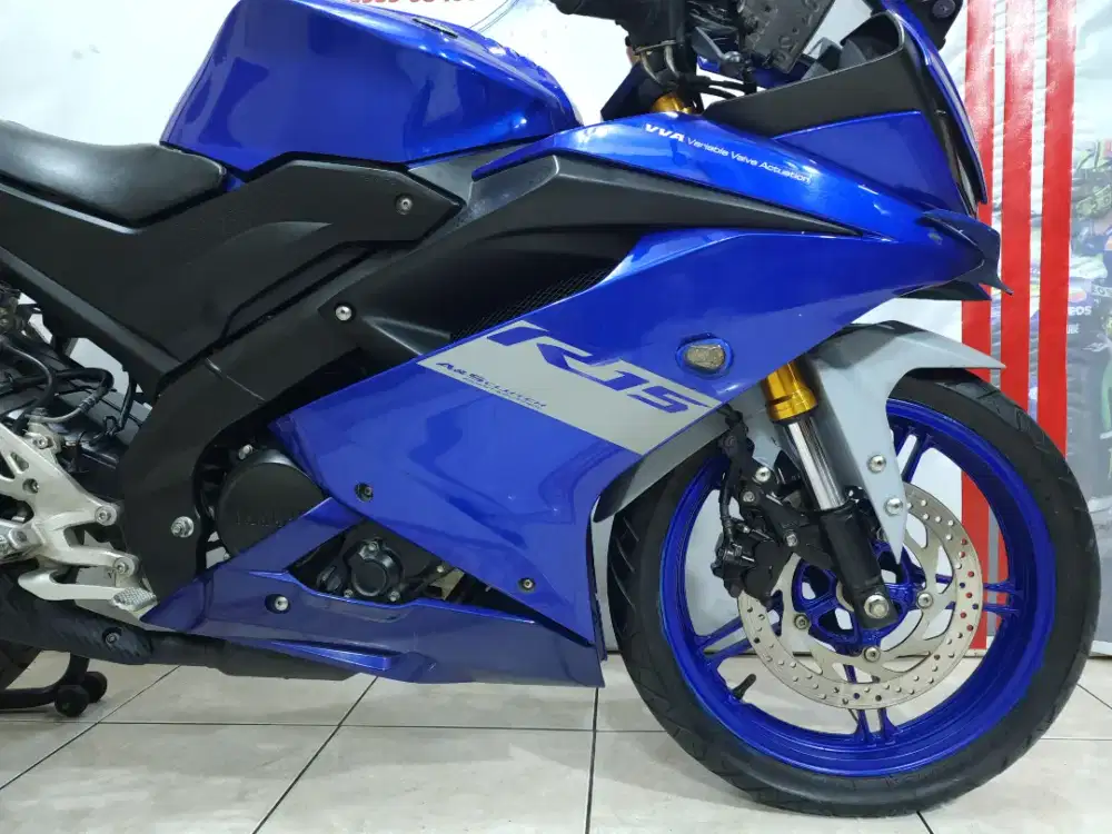 ( DP 1.5 JT ) YAMAHA R15 V3 TH 2021 LOW KM MULUS GRESS NO MINUS