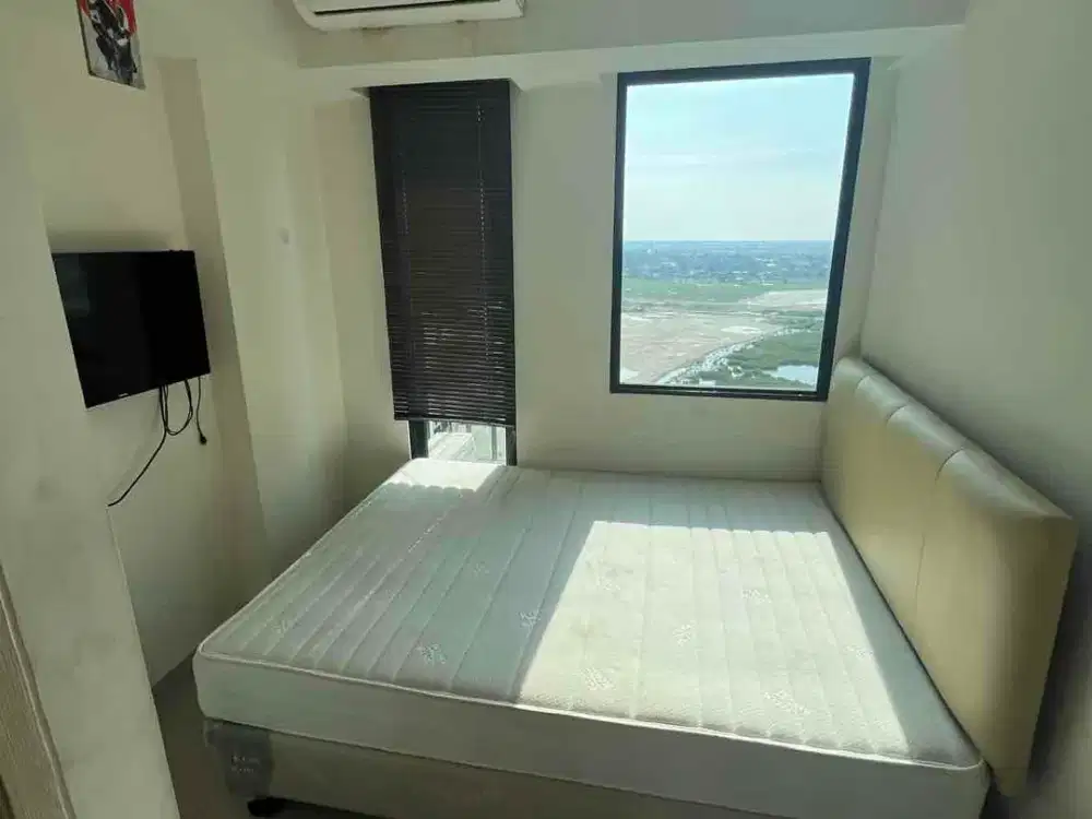 Disewakan Apartemen Osaka Riverview Pik2 studio furnish siap huni 12jt/thn